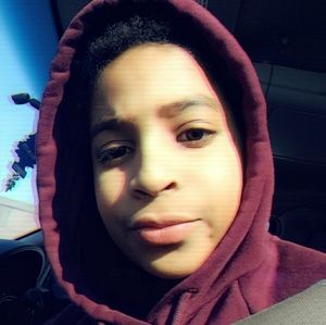 Meet your Posher, Salah